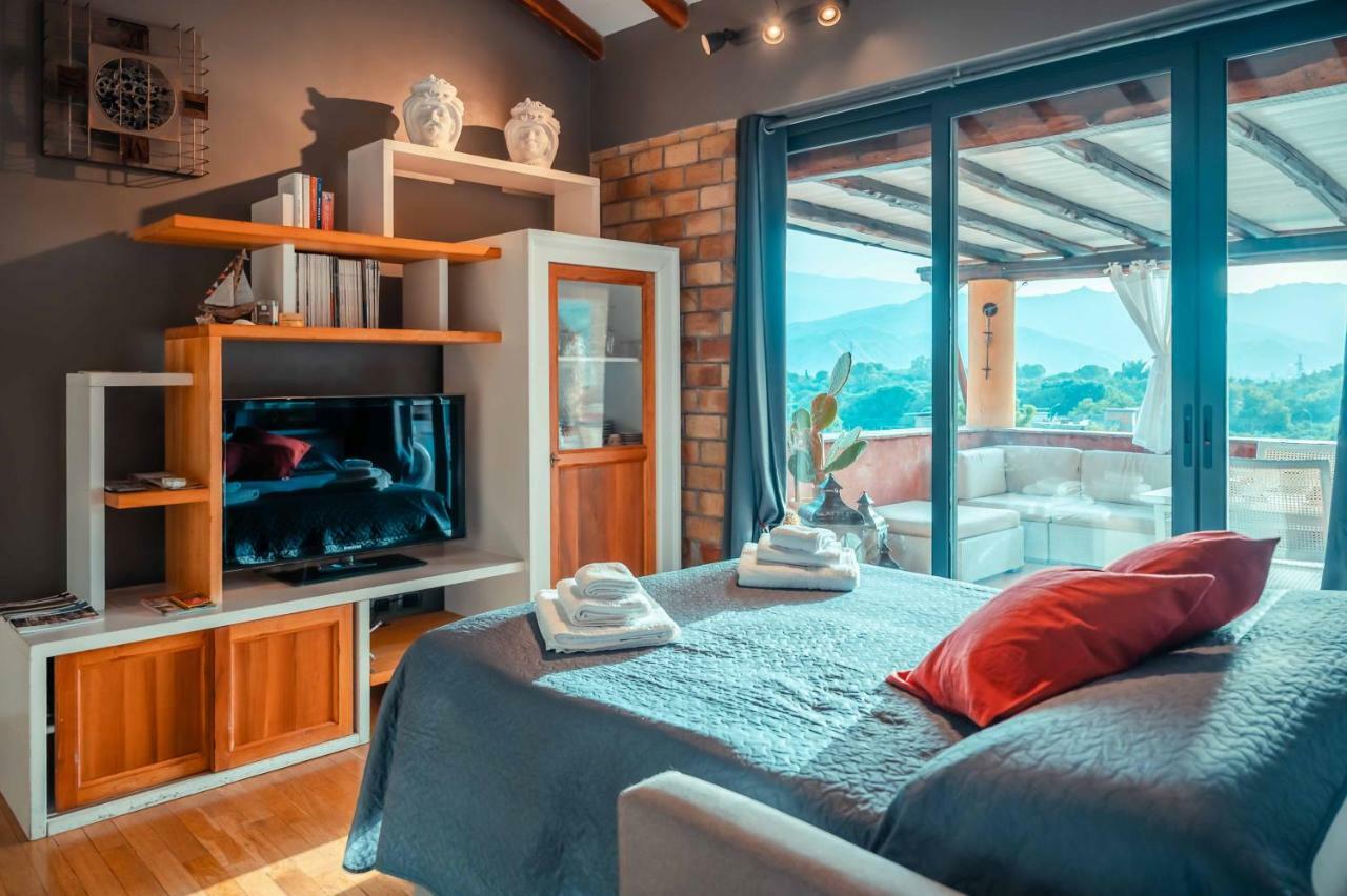 Casa Aurelio Wellness Suite & Spa Inclusive Таормина Екстериор снимка