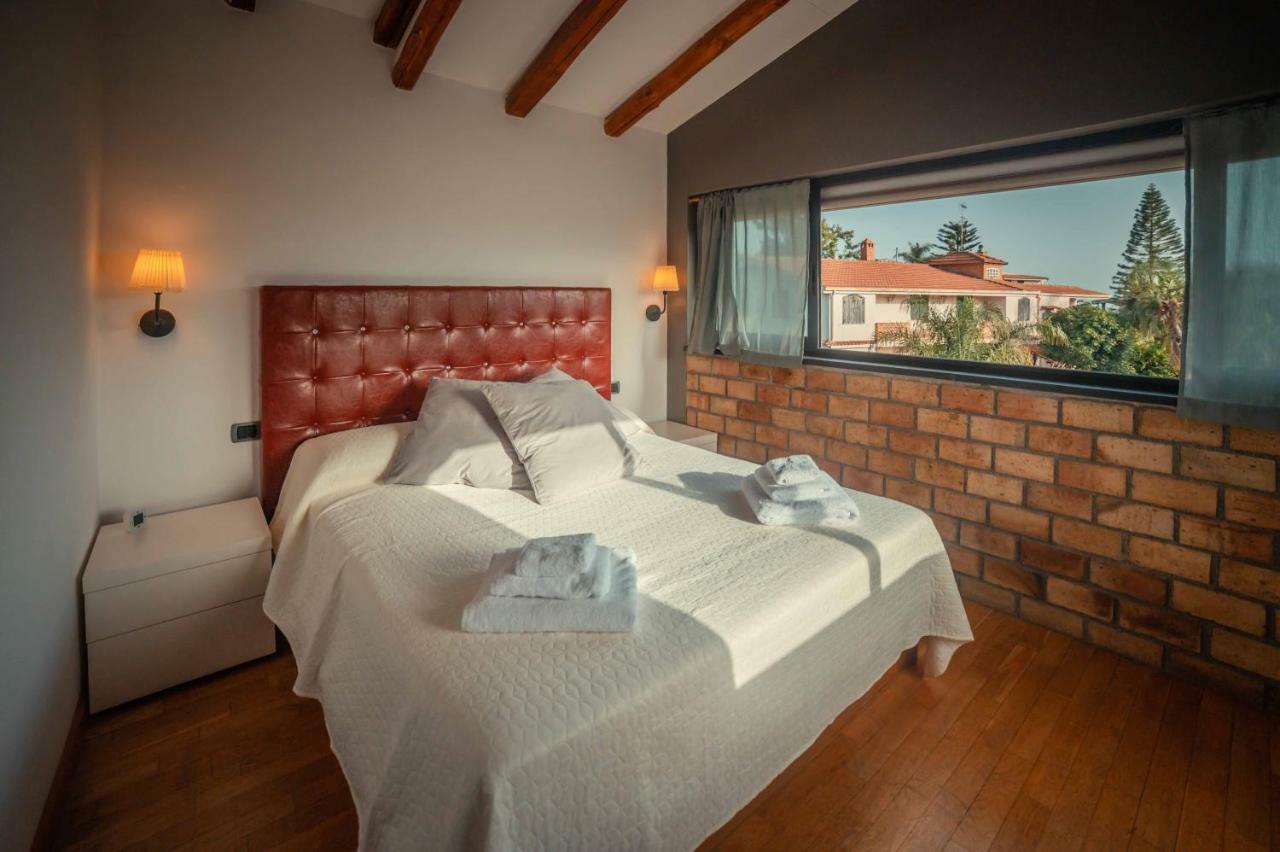 Casa Aurelio Wellness Suite & Spa Inclusive Таормина Екстериор снимка
